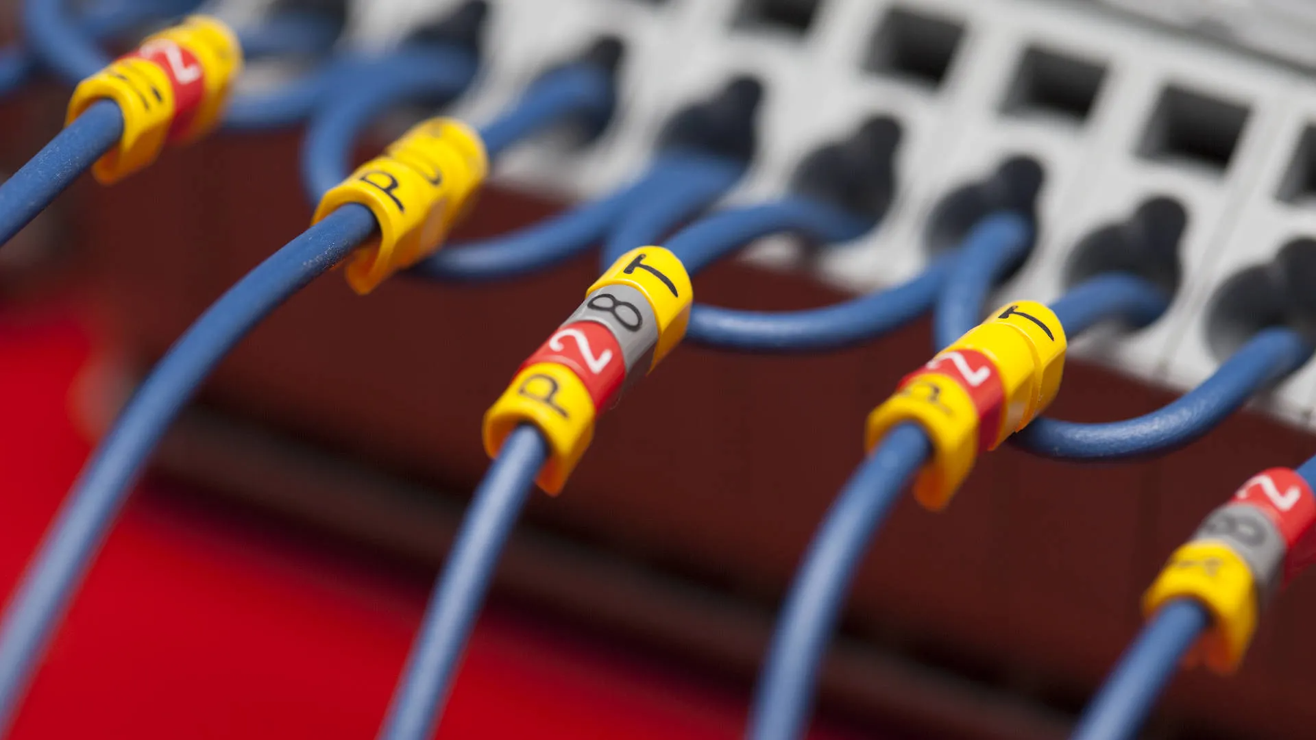 Закрытые маркеры односимвольные