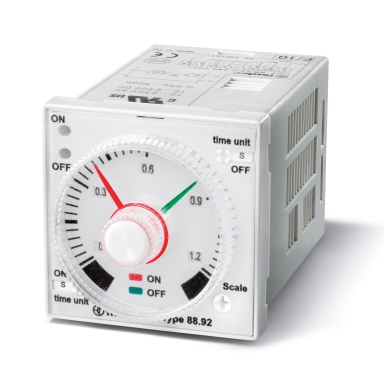 Таймер 1-функциональный (PI); монтаж на панель или в розетку; 8-штырьковый разъем; питание 12…240В АС/DC; 2CO 5A; регулировка времени 0.05с…100ч; степень защиты IP40
