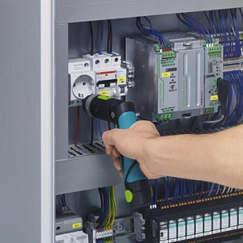 Розетка-EO-G/UT/SH/GN